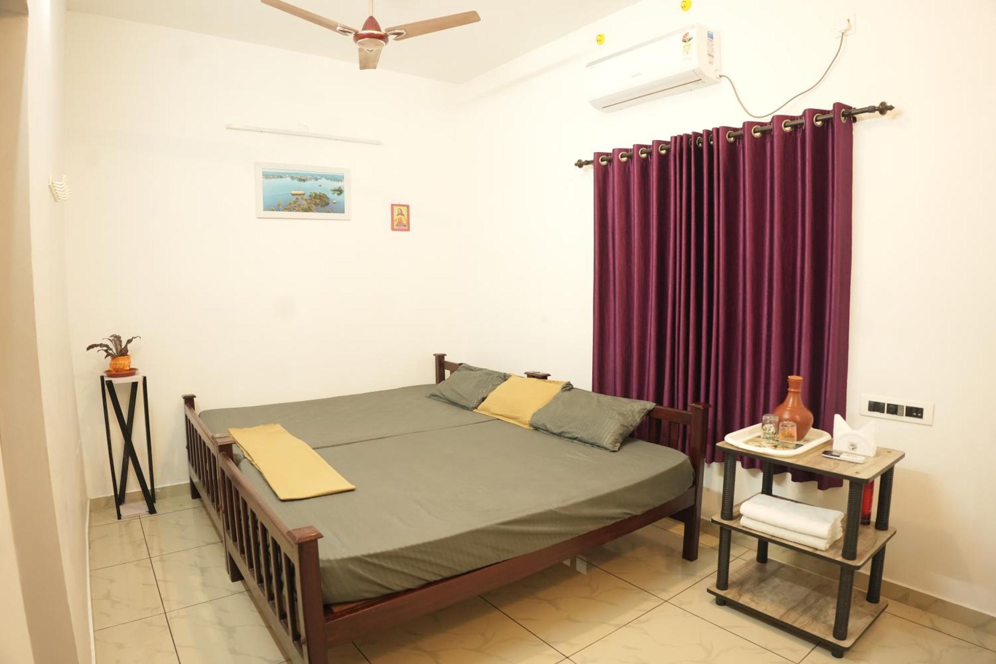 Venitia Homestay Alappuzha Exterior photo
